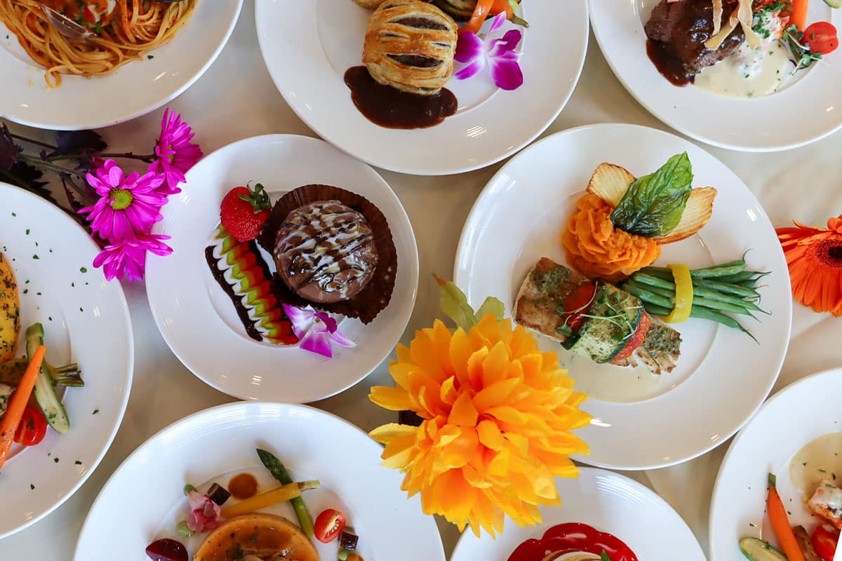 Building a Balanced Plate: Portion Control and Variety for Seniors in Assisted Living
